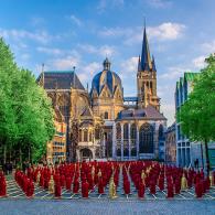Aachener Dom im Sommer
